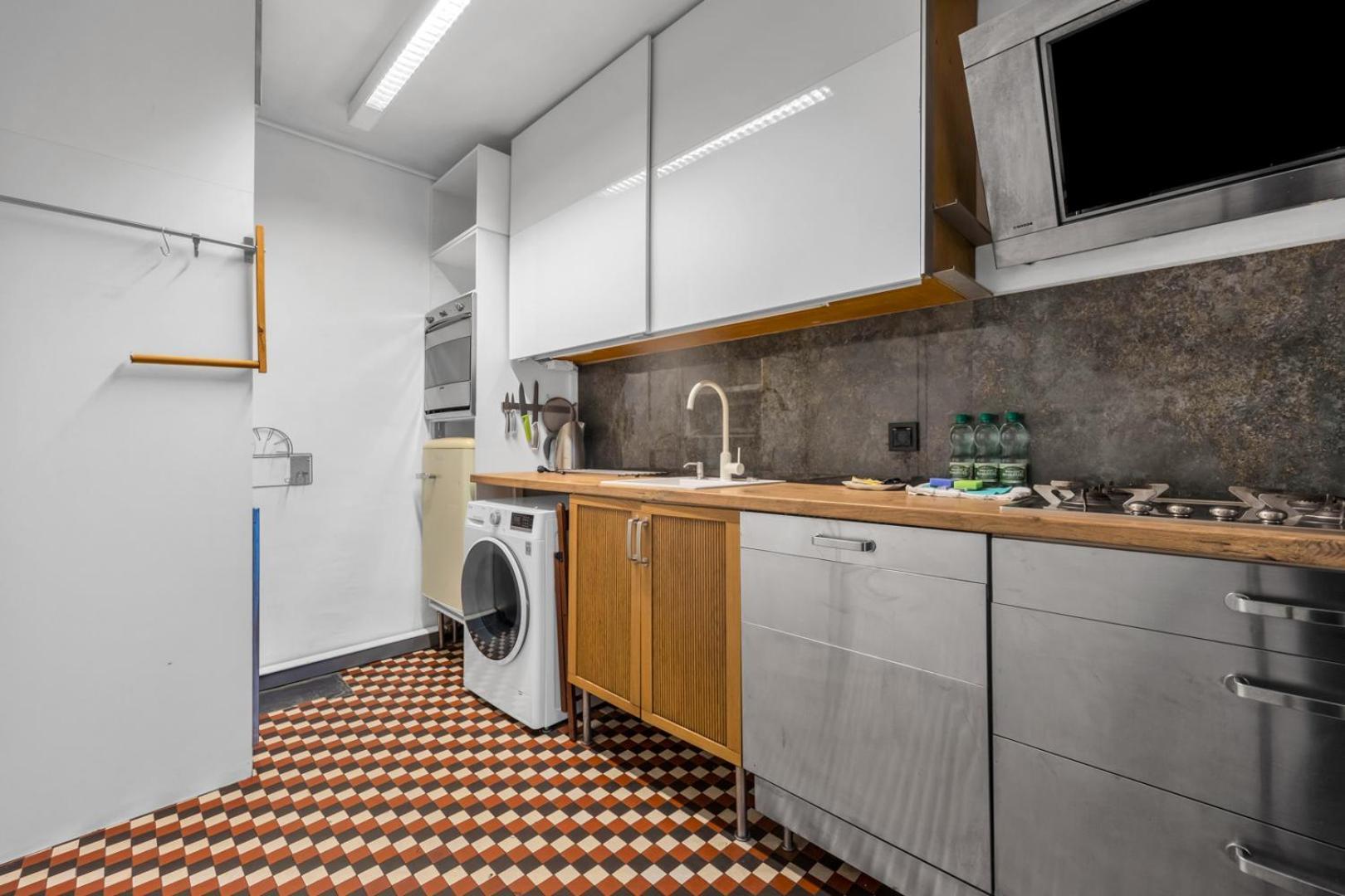 Metro Politechnika 3-Bedroom Apartment 华沙 外观 照片
